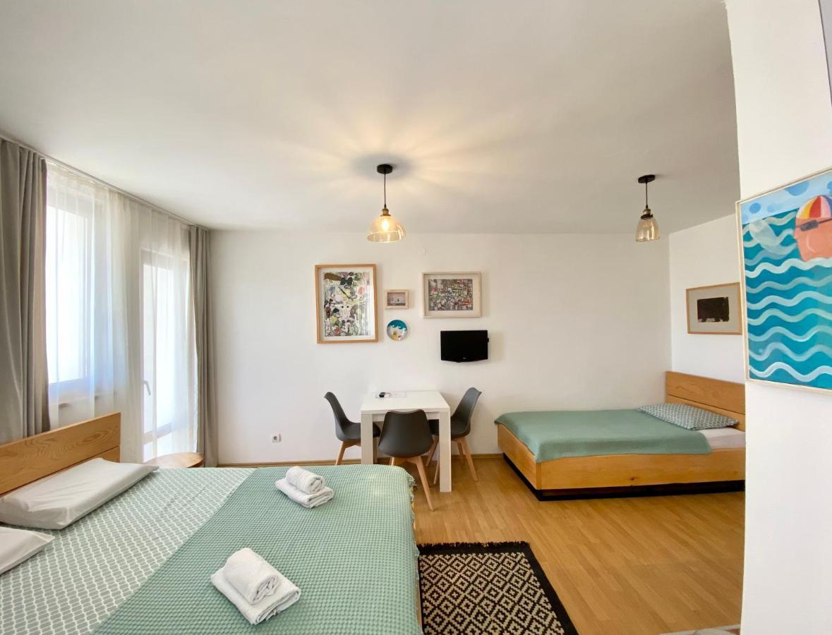 Apartments Rux De Luxe Bar Exteriér fotografie