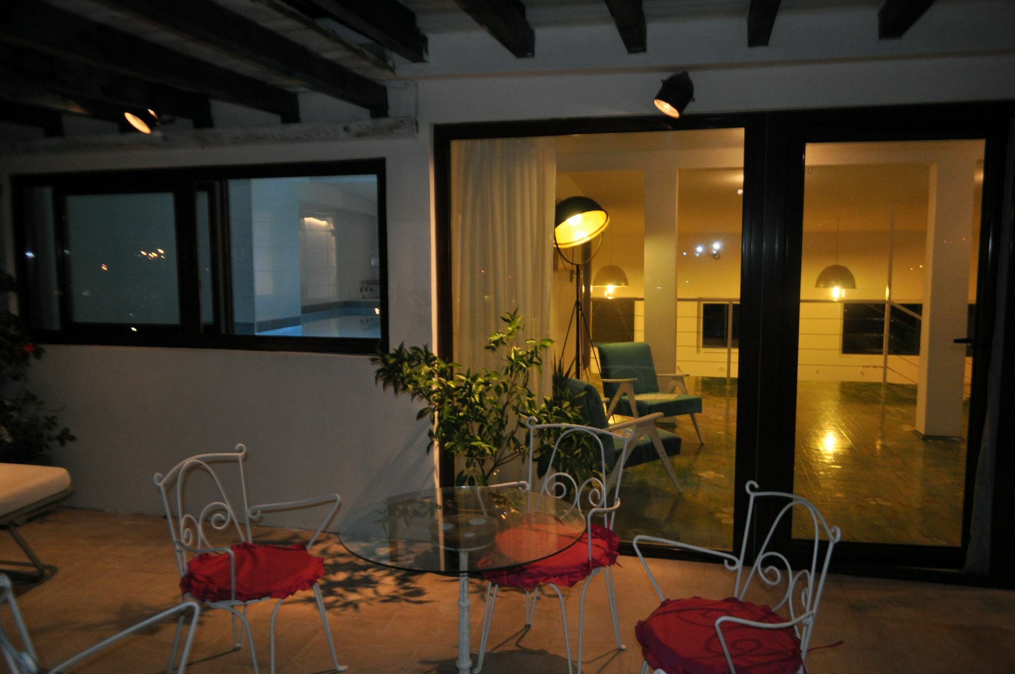 Apartments Rux De Luxe Bar Exteriér fotografie
